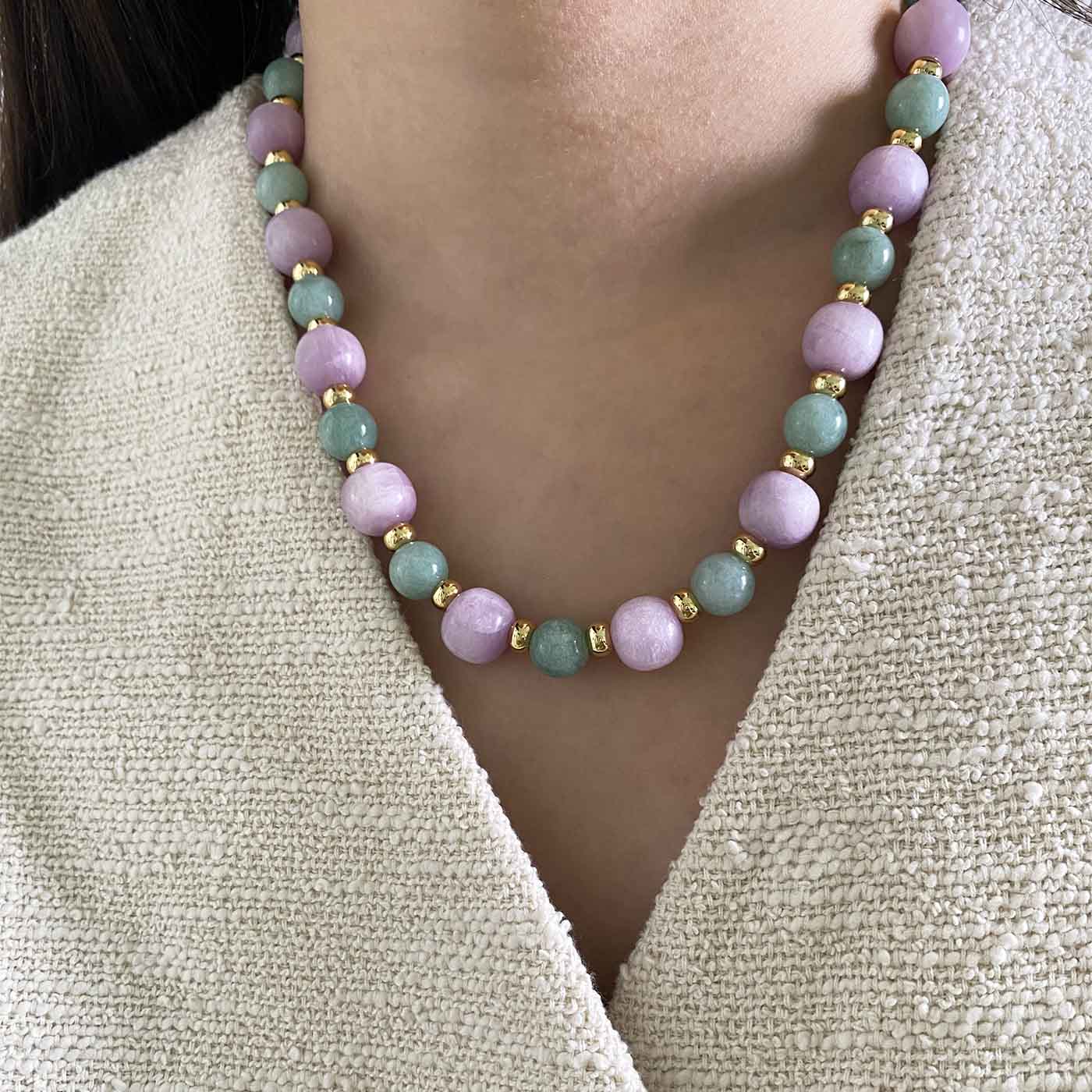 Isla — Green jade and freshwater pearl necklace | seree